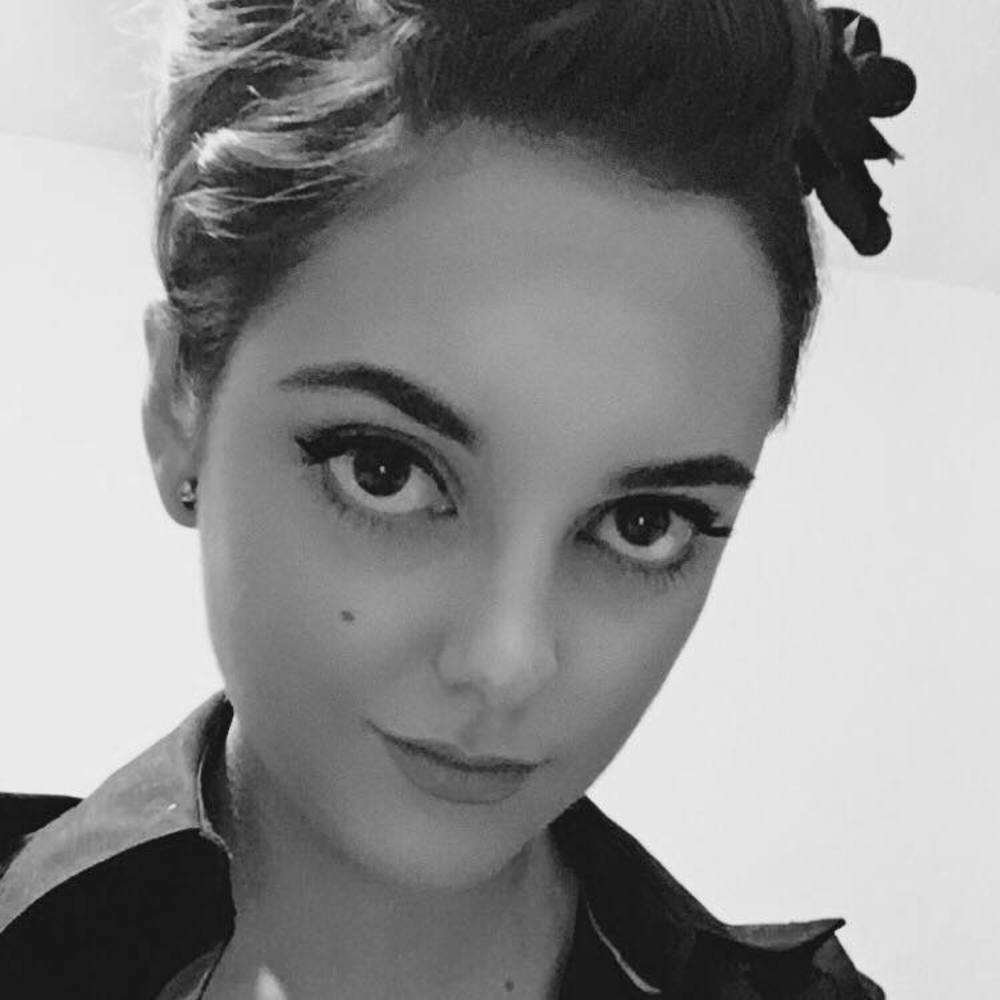 Meet your Posher, Jennifer